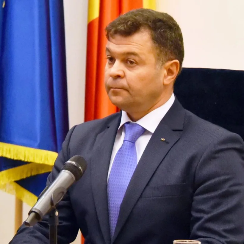 Un consilier onorific al premierului Ciucă a fost numit marţi