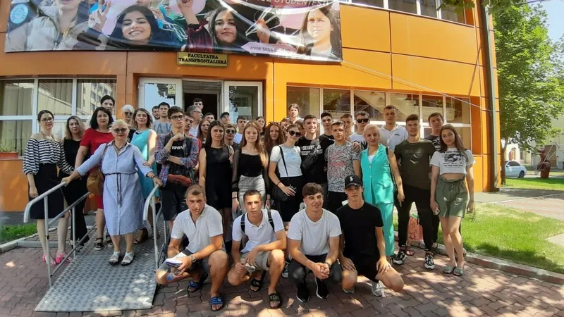 Proiecte pentru moldoveni