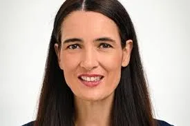 Clotilde Armand vrea ca Toni Greblă să fie verificat de Comisia de la Veneția