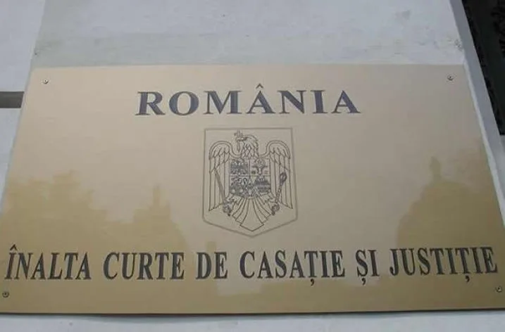 ÎCCJ: Salariul profesorilor din învăţământul primar angajați în regim de plată cu ora include majorarea cu 10%