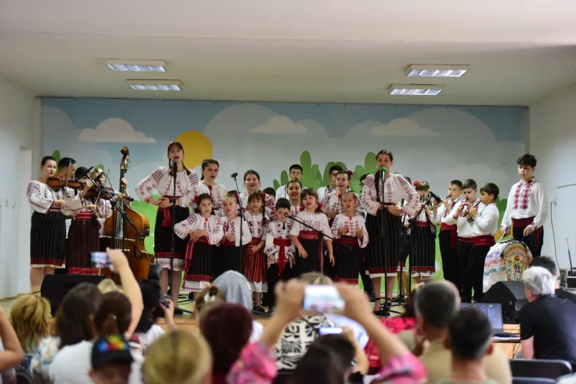 Festivalul „Muguri de Tezaur” – o sărbătoare a folclorului românesc