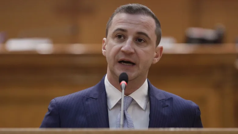 Alfred Simonis: Stadionul Dan Păltinișanu se construiește