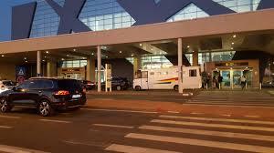 Pasagerii Aeroportului „Henri Coandă”, acces gratuit la apă potabilă