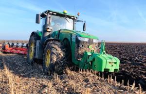 Sprijin de aproape 50 de milioane de euro pentru fermierii și crescătorii de oi și de capre afectați de secetă