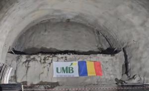 Lucrările la autostrada A1 avansează: al doilea tunel dintre Margina și Holdea a fost străpuns