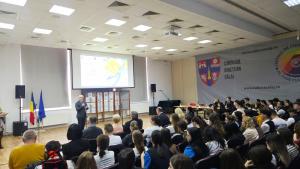 &quot;Exprimă-te liber!&quot;- concurs de consiliere școlară prin artterapie