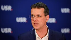 Moșteanu pleacă de la Apărare: Fac acest gest cu respect față de Armată