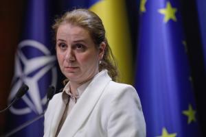 Ministerul Educației, acuzat că discriminează copii români veniți din străinătate la acordarea burselor de merit