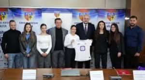 Fotbalul feminin are viitor la Vâlcea!