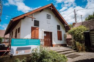 Noua clădire a Muzeului Petőfi din Albești