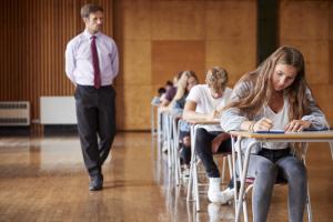 Ministerul Educației a anunțat calendarul simulărilor pentru Evaluarea Națională și Bacalaureat