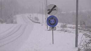 Ninsoarea și viscolul provoacă haos pe șoselele din București, Ilfov, Prahova și județele învecinate