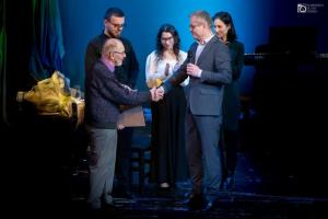 Spectacol de gală pentru un actor bihorean ajuns la 95 de ani
