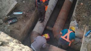 Sute de blocuri și Spitalul Universitar rămân fără apă caldă și căldură din cauza unor lucrări