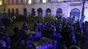 Jandarmeria Capitalei cere ajutorul populației pentru identificarea tuturor agresorilor de la protestul BEC
