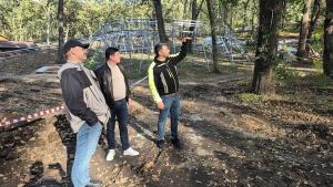 Parc de aventură în Pădurea Gârboavele: lucrările la pistele de bob se apropie de final